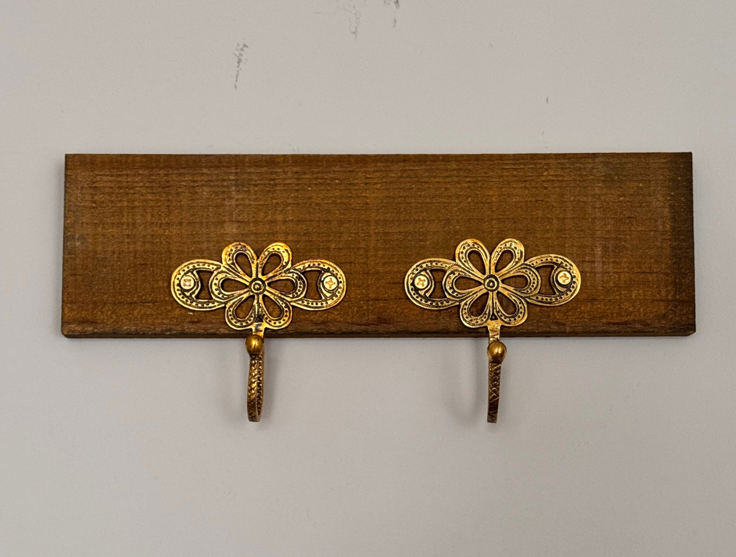 Farmhouse Coathanger image 0