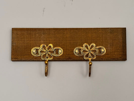 Farmhouse Coathanger image 0